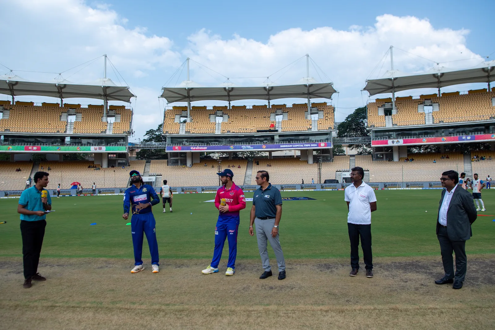 Madurai Panthers against IDream Tiruppur Tamizhans