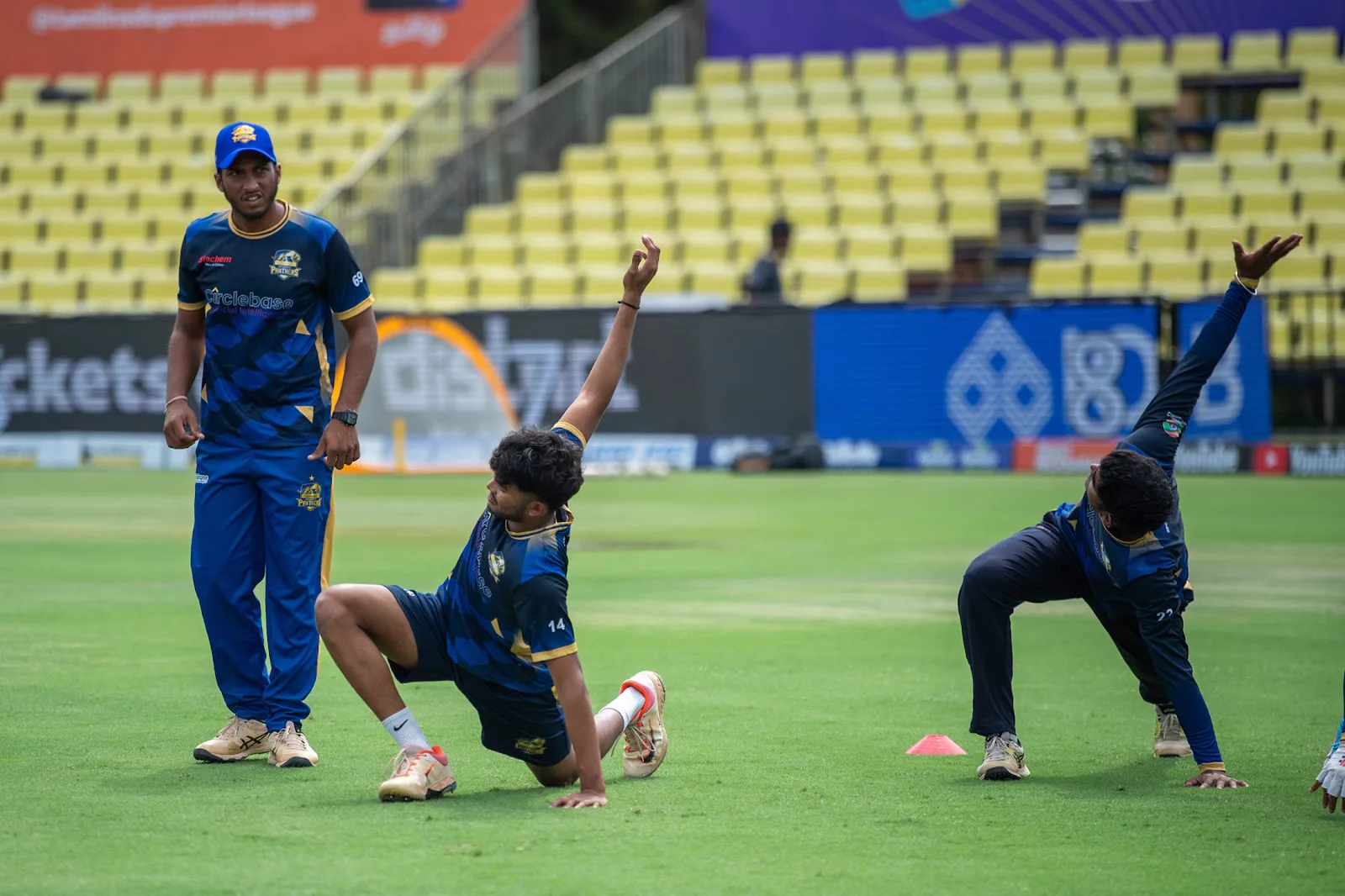 Madurai Panthers against Trichy Grand Cholas